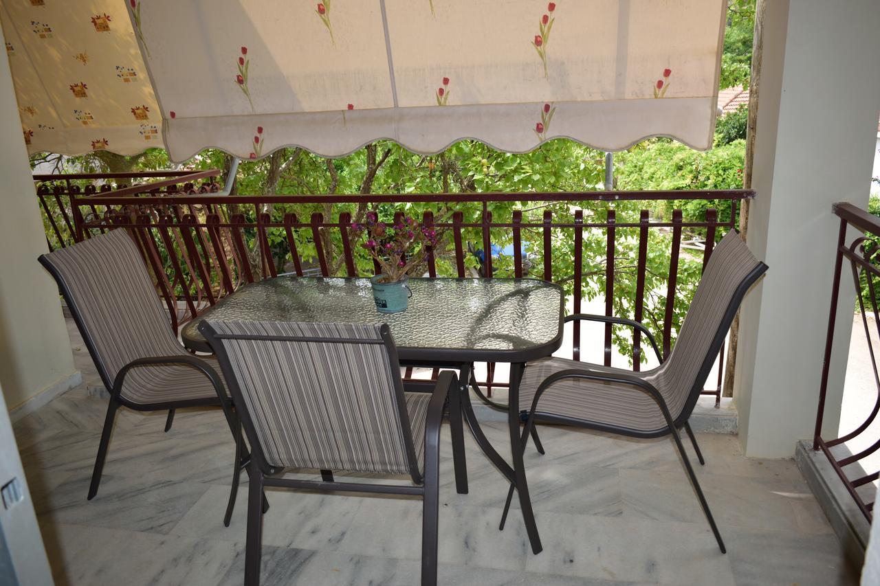 Stamoulis Apartments Айя-Евфимия Экстерьер фото
